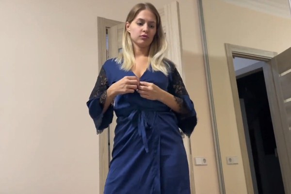 Lyolla - beautiful neighbor will not refuse sex