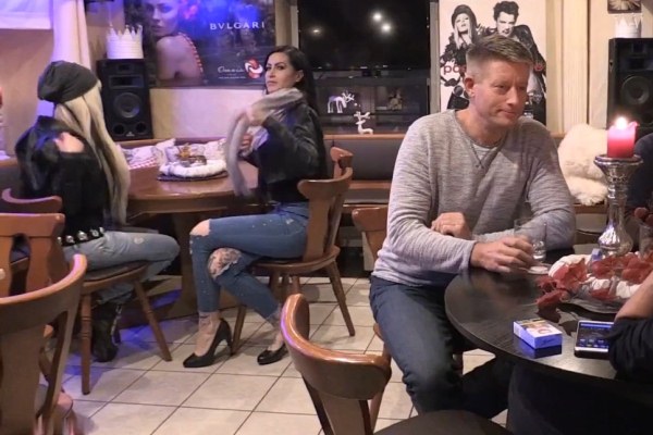 Threesome in a public bar with German sluts