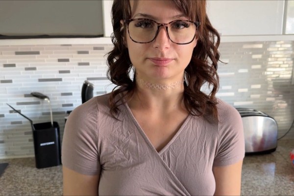 Evie Christian - Tempting Sex With Mom's Man