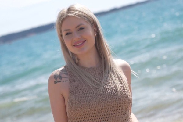 Georgia - dirty desires of a cute blonde French woman
