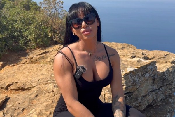 Valentina - hot sex with a sporty French girl