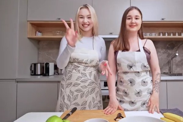 Sara Bork, Lina Babyface - culinary blog and anal online