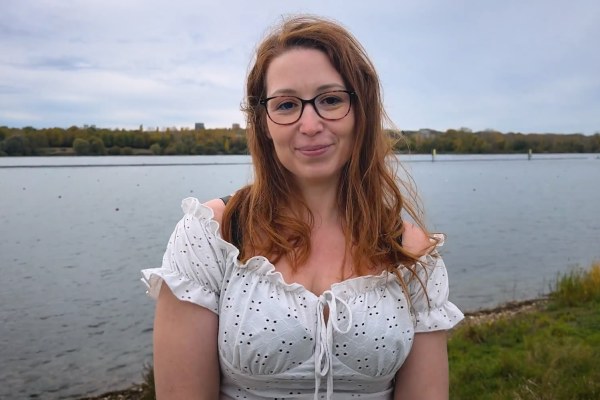 Red-haired French woman Andrea really wants to fuck