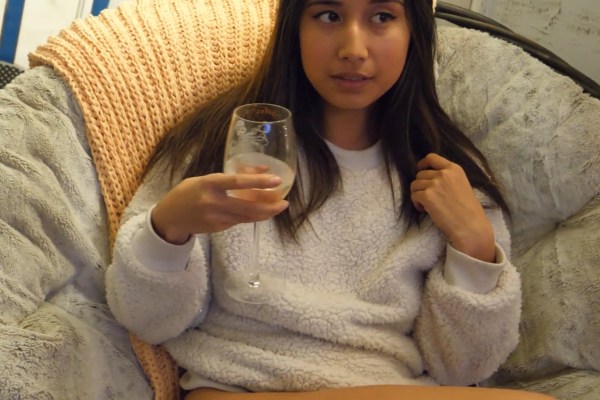 Wine before sex for relaxation and complete enjoyment