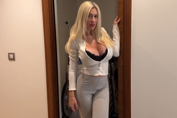 BunnyBlondyX - Forbidden Ass Spanking