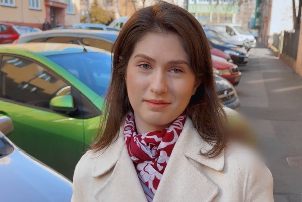 Hot Pearl - A Social Experiment Testing Relationships