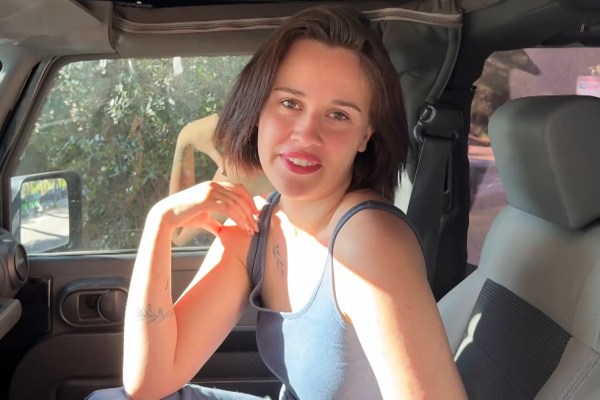 Horny French woman Ruby is looking for casual partners for sex