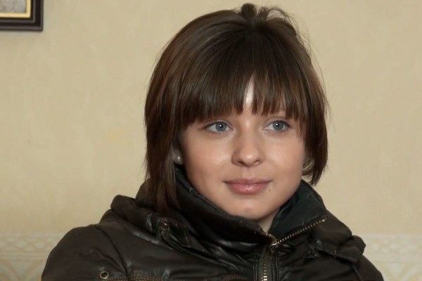 Blue-eyed Russian beauty Nastya at an anal casting
