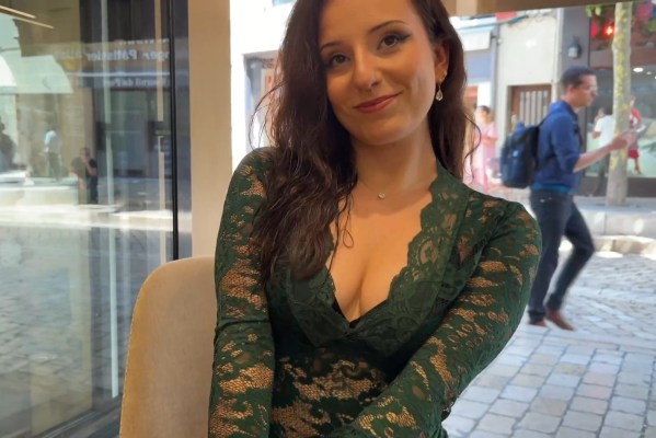 Sweet French girl Khaly ate ice cream and went to have sex