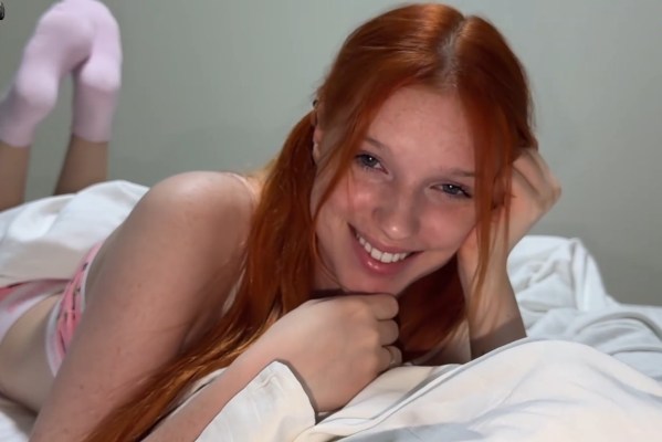 Kuporovaa Krupa - I'm scared and I want to go to your bed