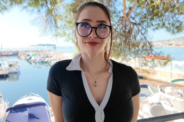 Kyneko - Beautiful French Woman Gets Fucked Dirty