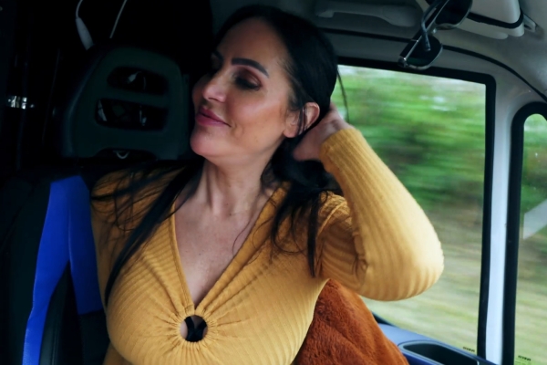 Samantha Jayne - Looking for a truck and driver for a hot fuck